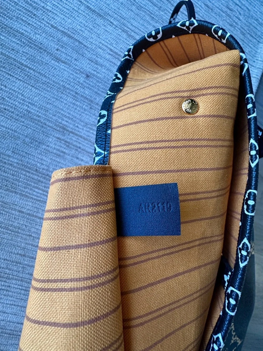 Louis Vuitton Black & Tan Monogram Neverfull GM Tote Giant Ltd Edition Jungle - Picture 14 of 16